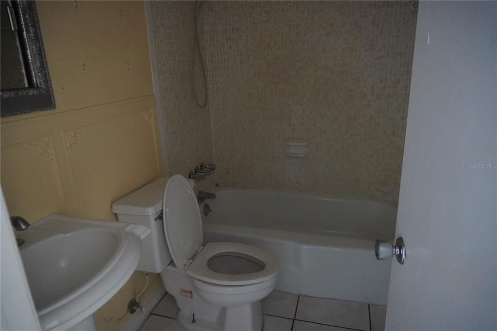 For Rent: $1,500 (2 beds, 2 baths, 1030 Square Feet)