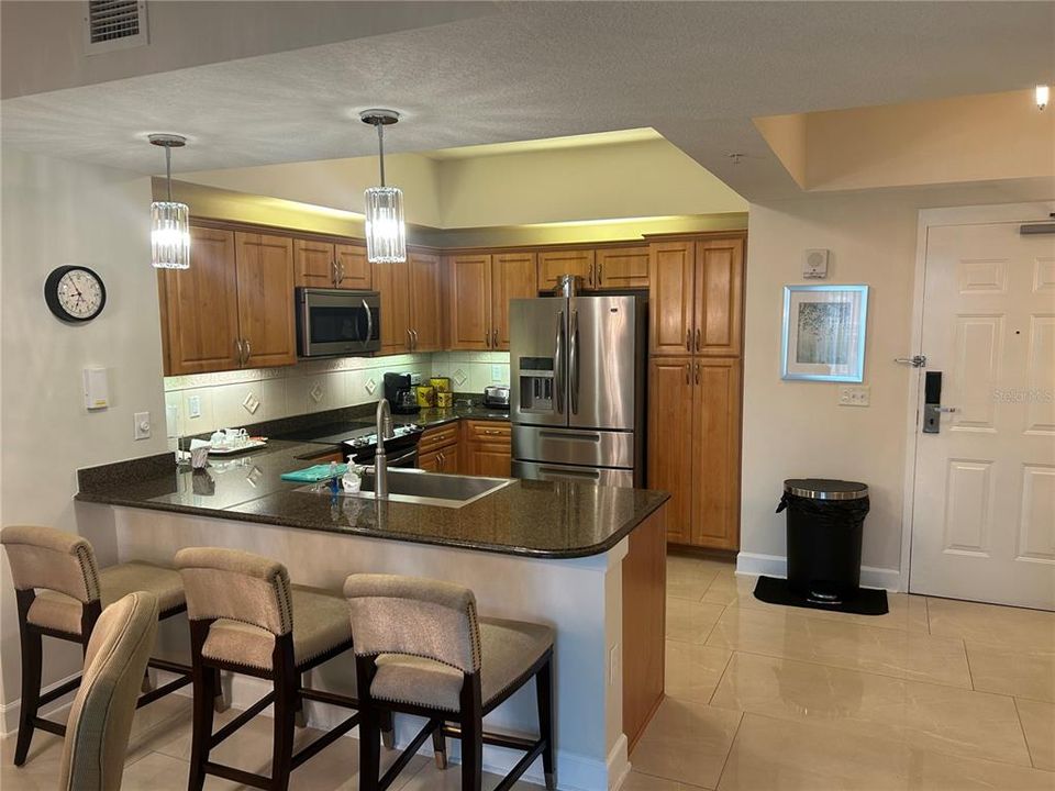 For Sale: $675,000 (3 beds, 3 baths, 1676 Square Feet)