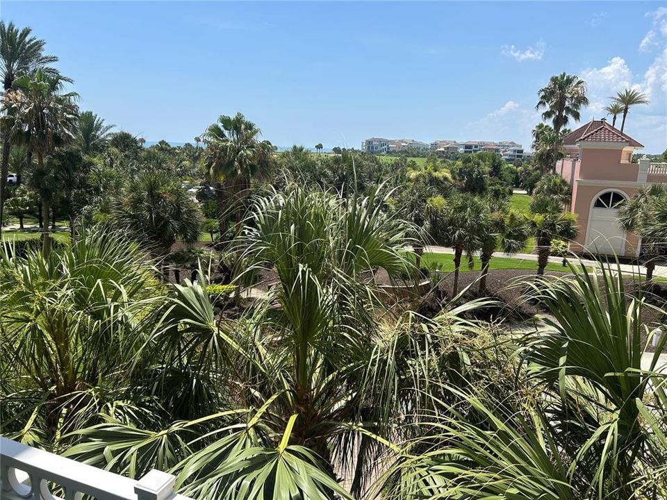 For Sale: $675,000 (3 beds, 3 baths, 1676 Square Feet)