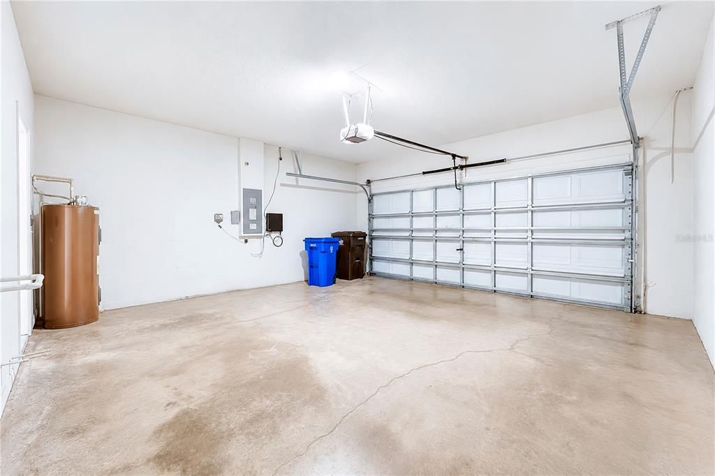 На продажу: $479,900 (4 спален, 2 ванн, 2089 Квадратных фут)