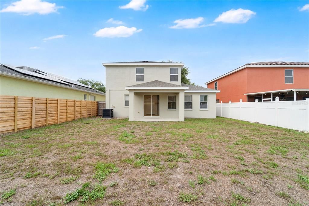 На продажу: $479,900 (4 спален, 2 ванн, 2089 Квадратных фут)