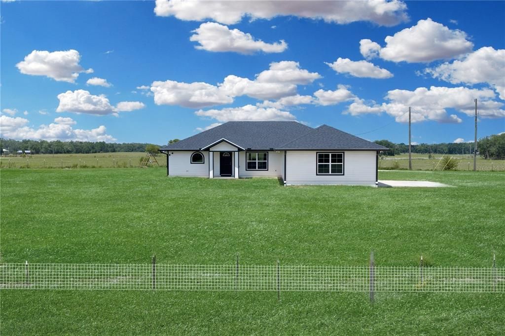 На продажу: $598,000 (3 спален, 2 ванн, 1623 Квадратных фут)