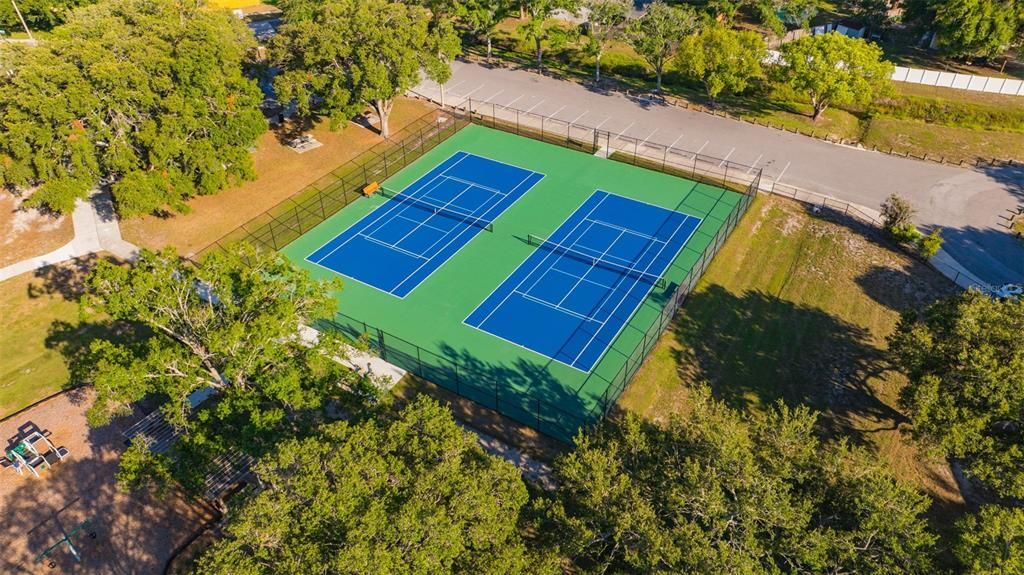 Active With Contract: $485,000 (4 beds, 2 baths, 1857 Square Feet)