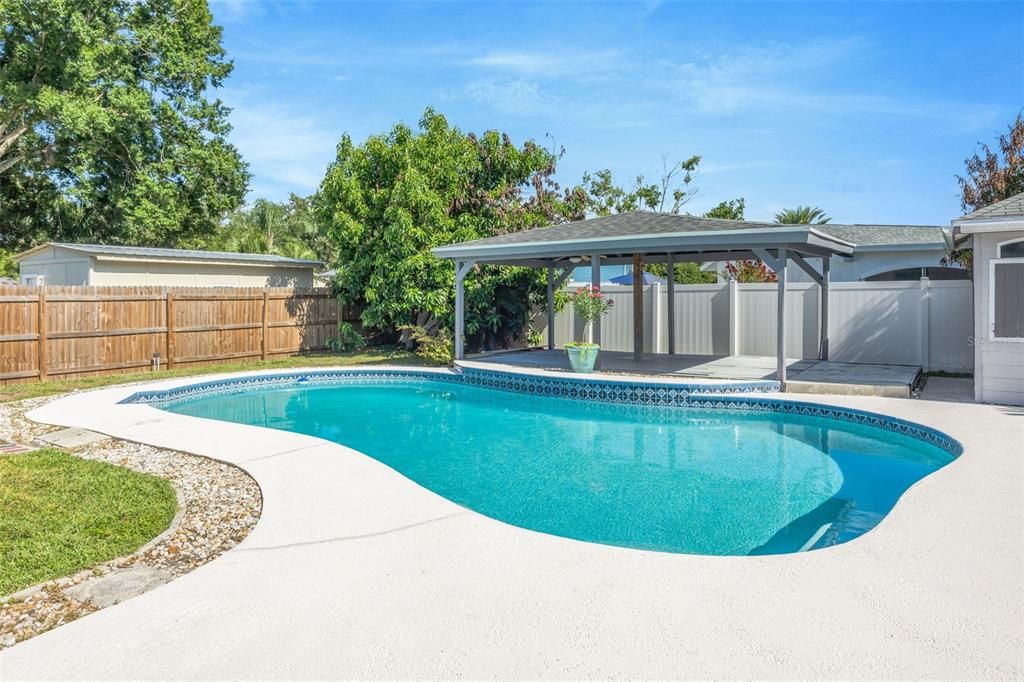 Active With Contract: $485,000 (4 beds, 2 baths, 1857 Square Feet)