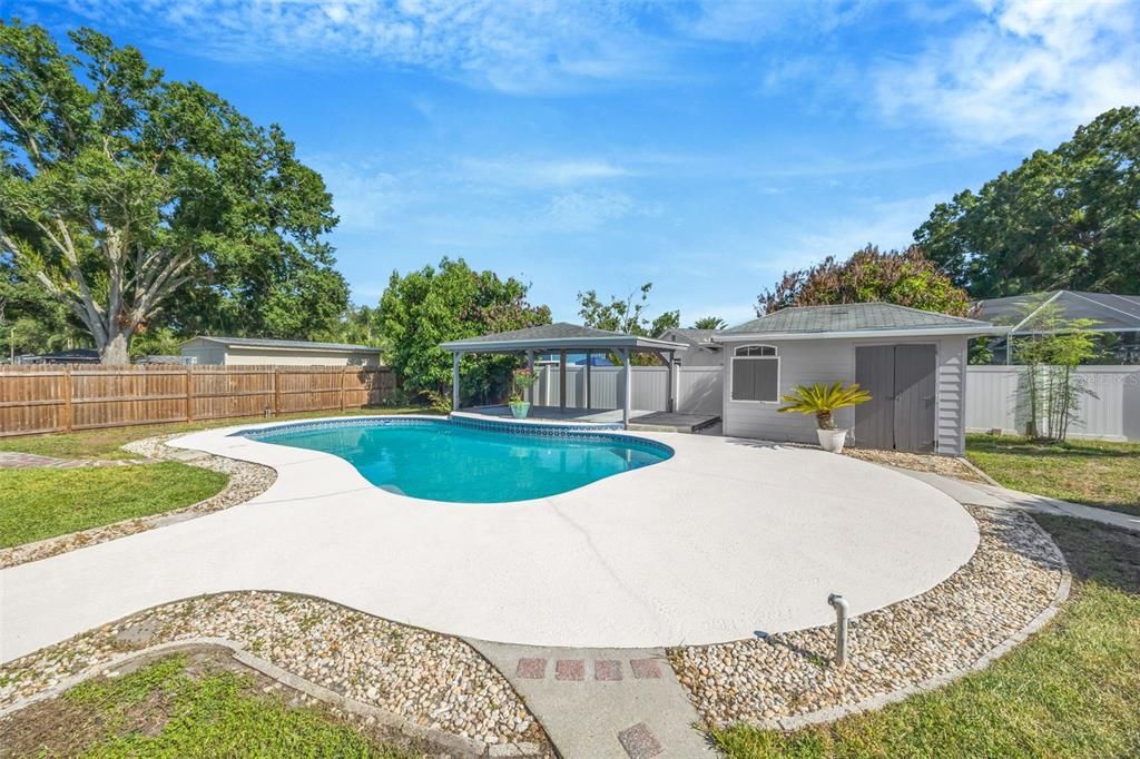 Active With Contract: $485,000 (4 beds, 2 baths, 1857 Square Feet)