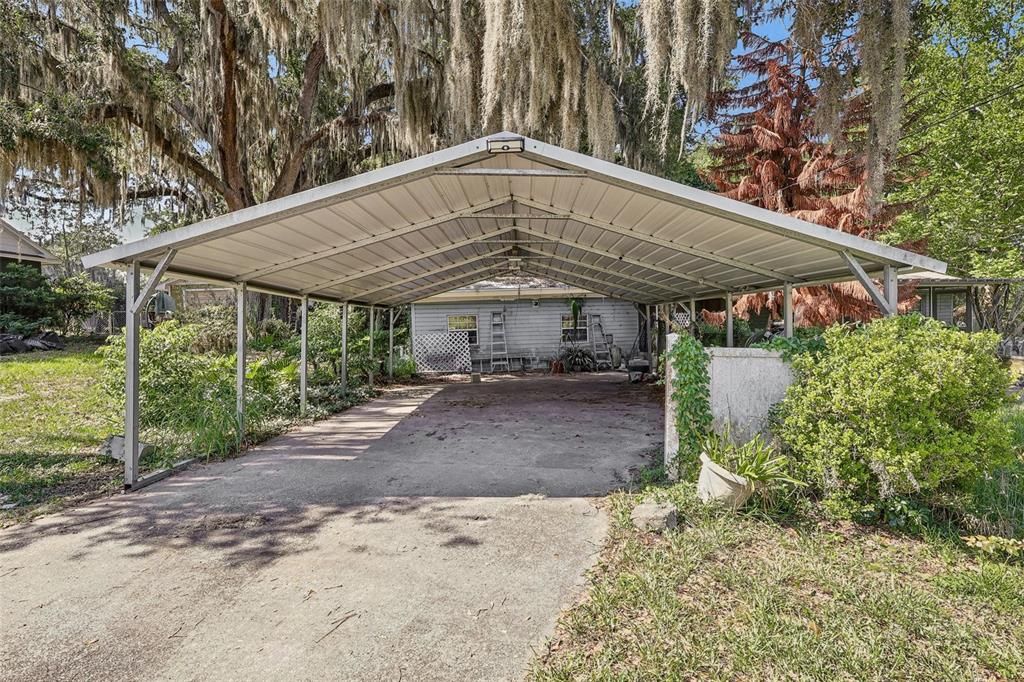 Activo con contrato: $185,000 (3 camas, 2 baños, 1489 Pies cuadrados)