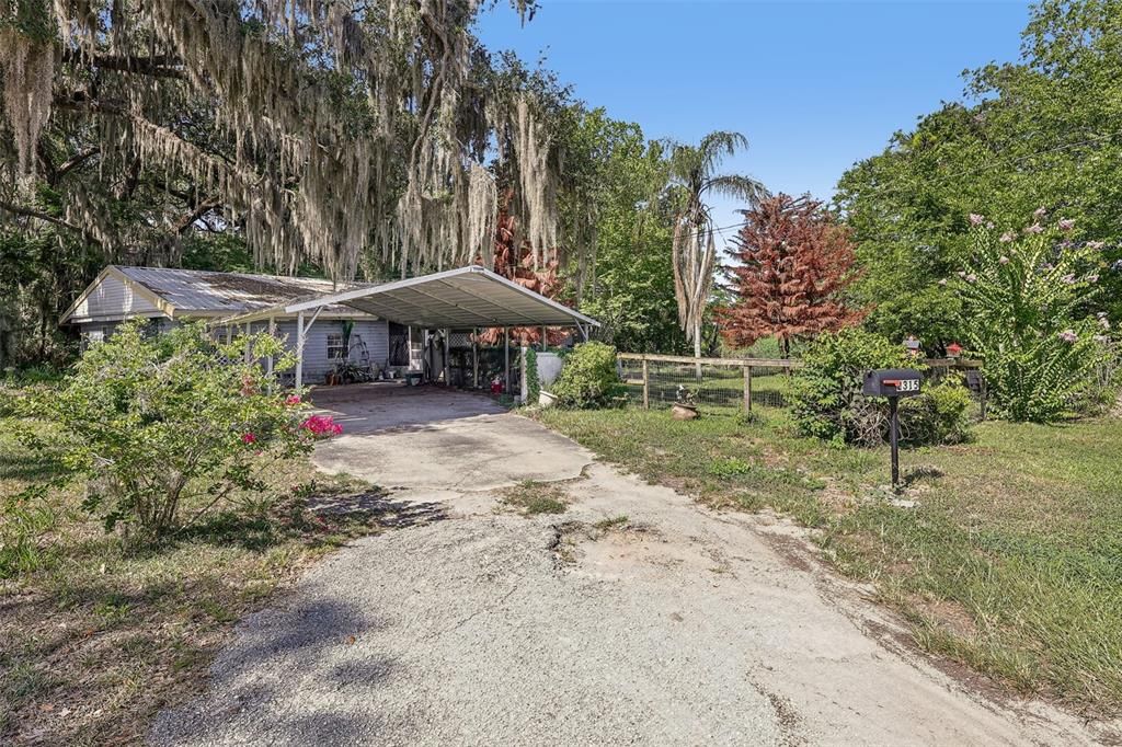 Activo con contrato: $185,000 (3 camas, 2 baños, 1489 Pies cuadrados)