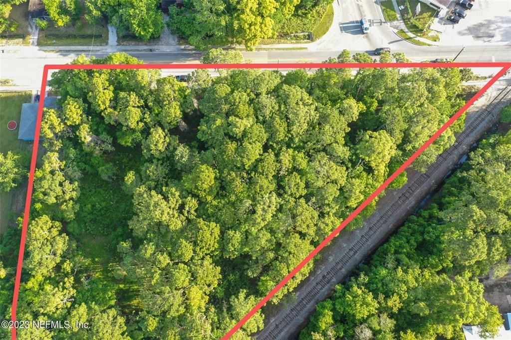 En Venta: $1,200,000 (1.17 acres)