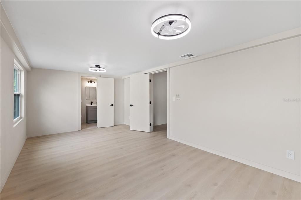 На продажу: $315,000 (3 спален, 2 ванн, 1038 Квадратных фут)