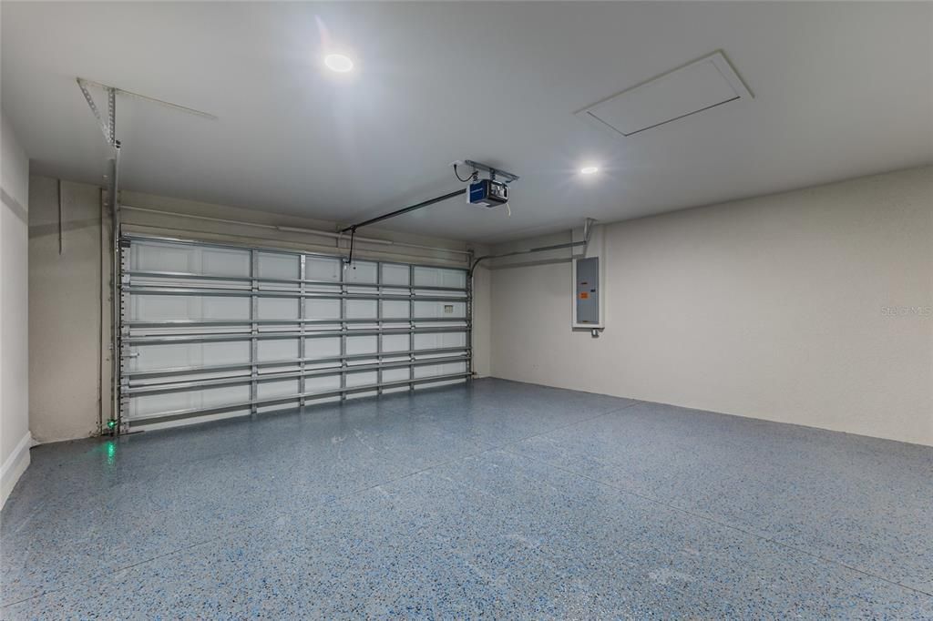 На продажу: $324,900 (3 спален, 2 ванн, 1393 Квадратных фут)