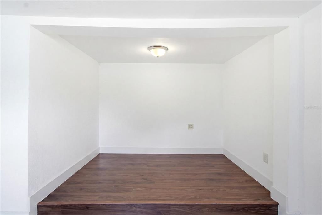 En Venta: $249,999 (4 camas, 1 baños, 1254 Pies cuadrados)