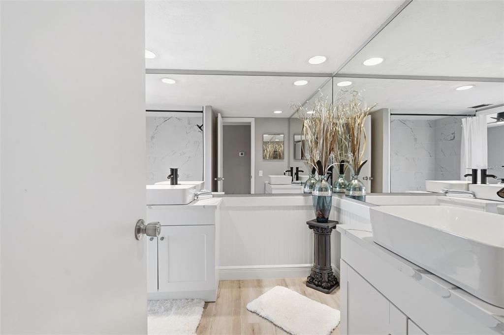 На продажу: $319,900 (3 спален, 3 ванн, 1742 Квадратных фут)
