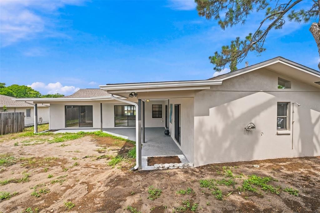 На продажу: $319,900 (3 спален, 3 ванн, 1742 Квадратных фут)