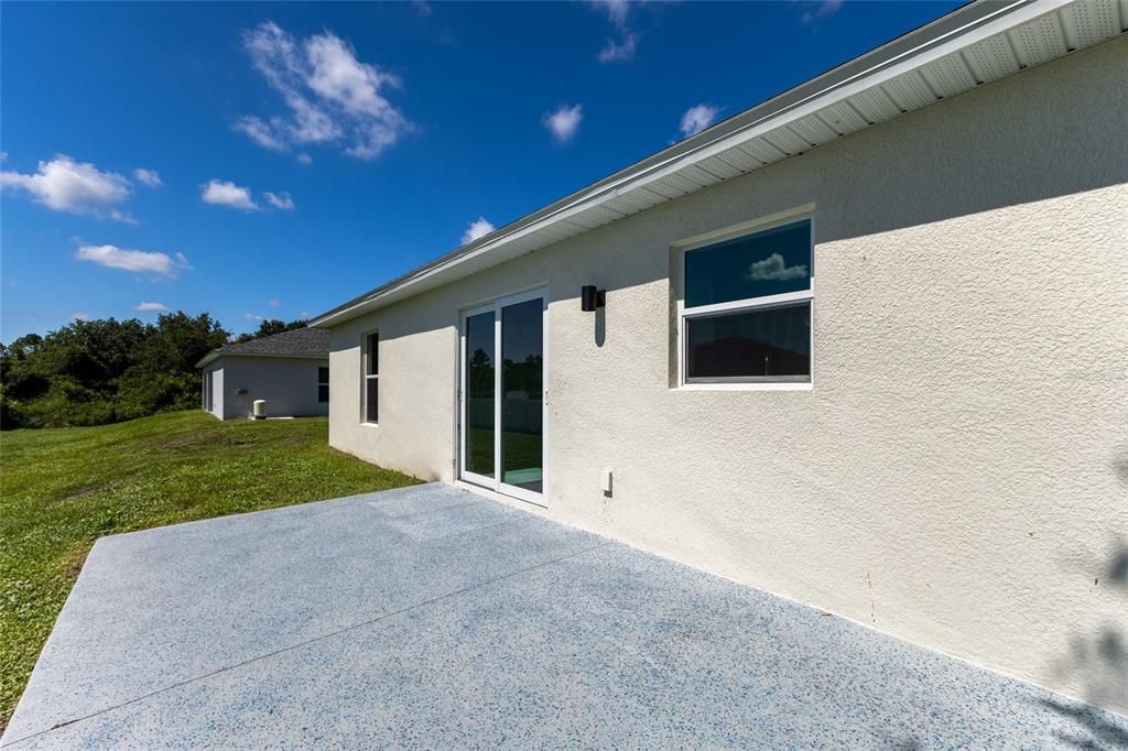 На продажу: $329,900 (3 спален, 2 ванн, 1504 Квадратных фут)