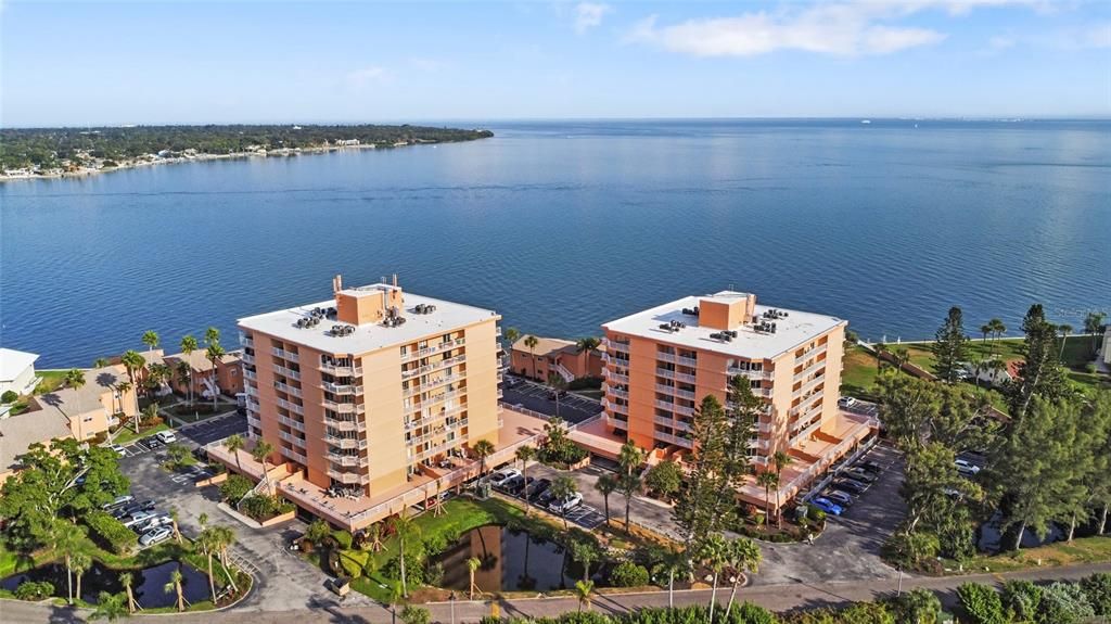 На продажу: $245,000 (3 спален, 3 ванн, 1455 Квадратных фут)