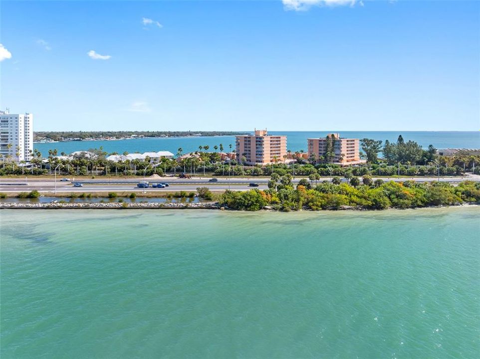 На продажу: $245,000 (3 спален, 3 ванн, 1455 Квадратных фут)