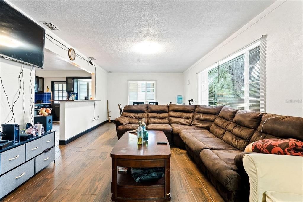 For Sale: $695,000 (5 beds, 0 baths, 2568 Square Feet)