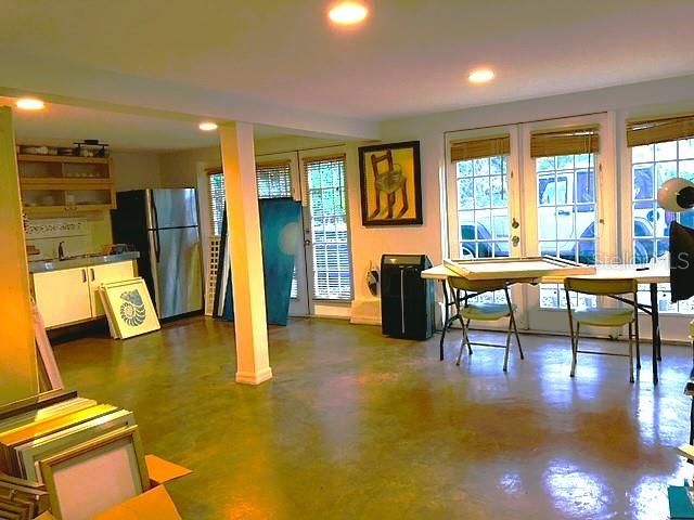 For Sale: $675,000 (5 beds, 0 baths, 2568 Square Feet)