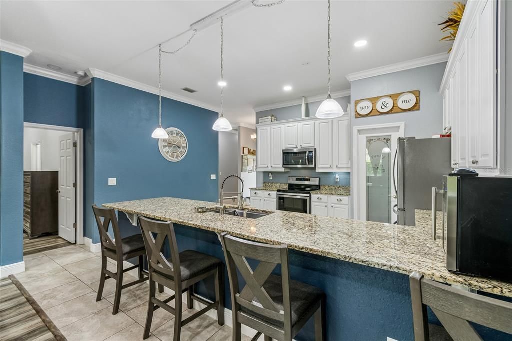 En Venta: $335,000 (3 camas, 2 baños, 1660 Pies cuadrados)
