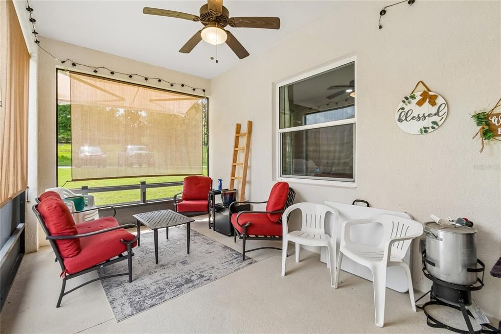 En Venta: $335,000 (3 camas, 2 baños, 1660 Pies cuadrados)