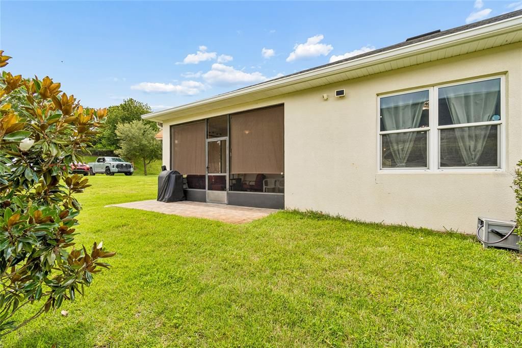 En Venta: $335,000 (3 camas, 2 baños, 1660 Pies cuadrados)