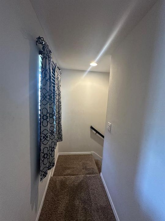 En Renta: $2,600 (4 camas, 2 baños, 2476 Pies cuadrados)