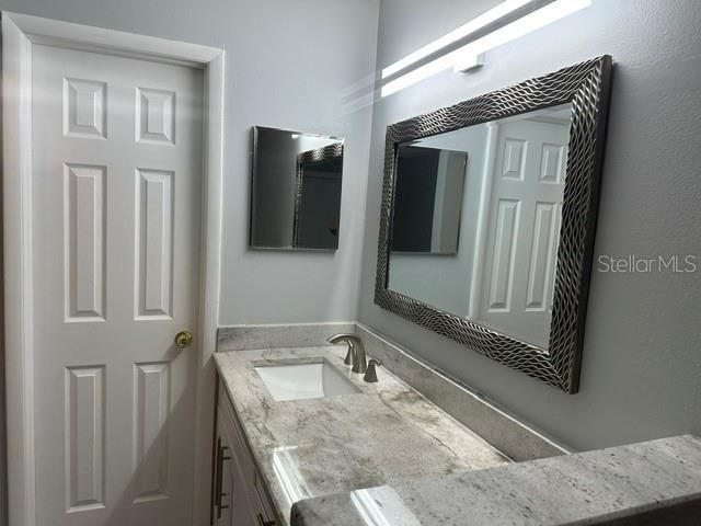 For Rent: $2,300 (2 beds, 2 baths, 976 Square Feet)
