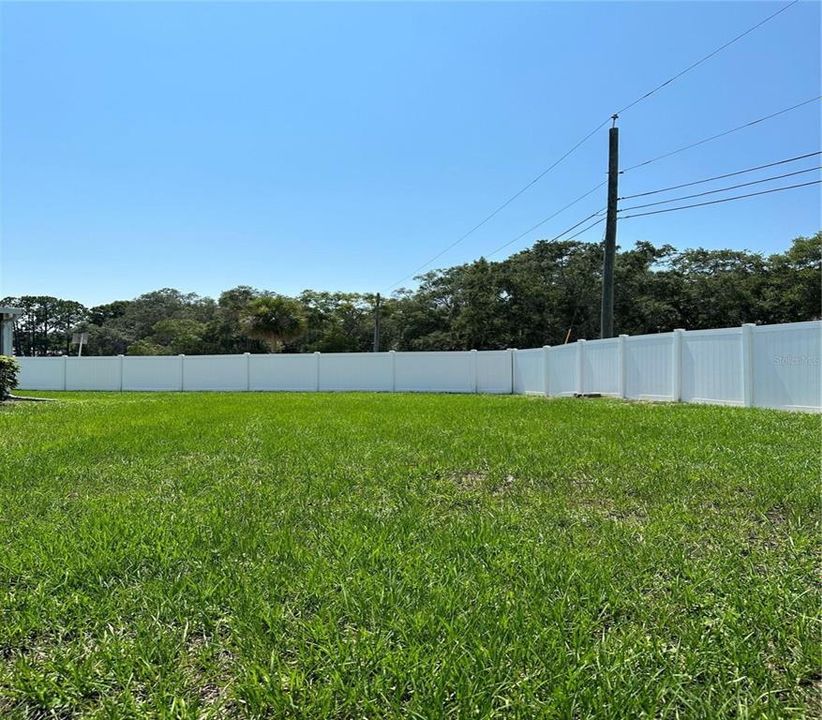 For Rent: $2,300 (2 beds, 2 baths, 976 Square Feet)