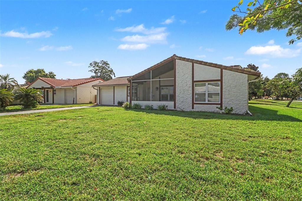 For Rent: $2,250 (2 beds, 2 baths, 1554 Square Feet)