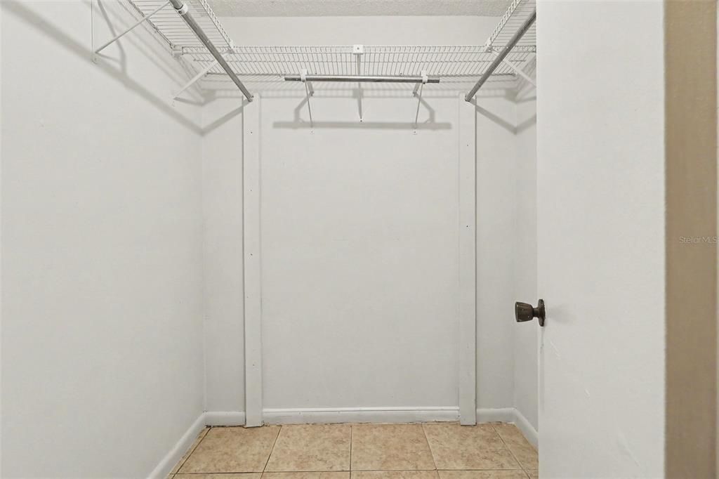 For Rent: $2,250 (2 beds, 2 baths, 1554 Square Feet)