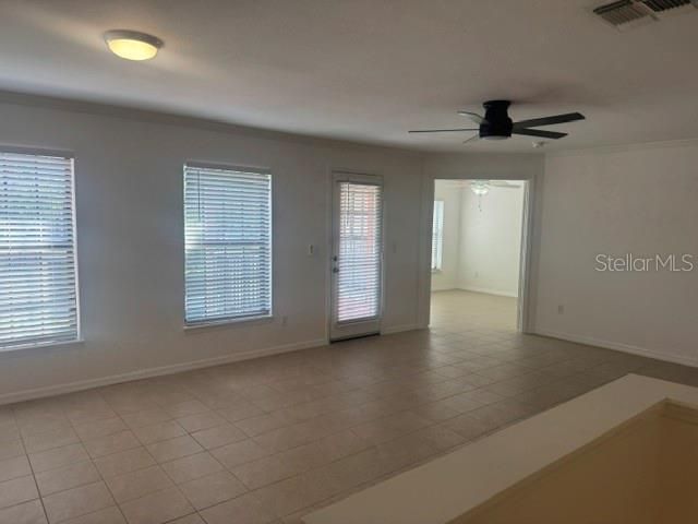 В аренду: $2,400 (2 спален, 2 ванн, 1356 Квадратных фут)