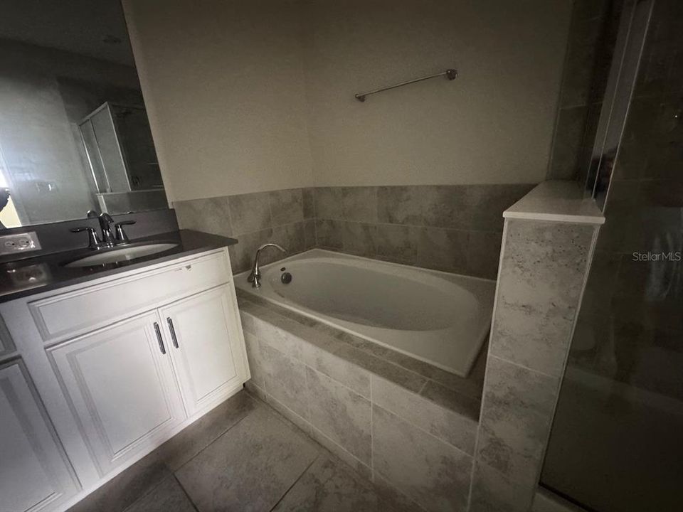 На продажу: $362,500 (4 спален, 3 ванн, 1959 Квадратных фут)