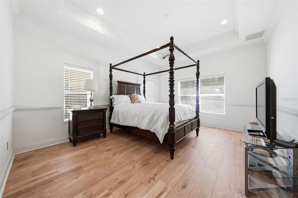 For Sale: $630,000 (4 beds, 2 baths, 2740 Square Feet)
