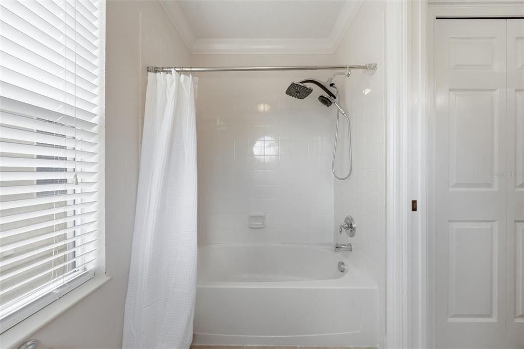 For Sale: $630,000 (4 beds, 2 baths, 2740 Square Feet)