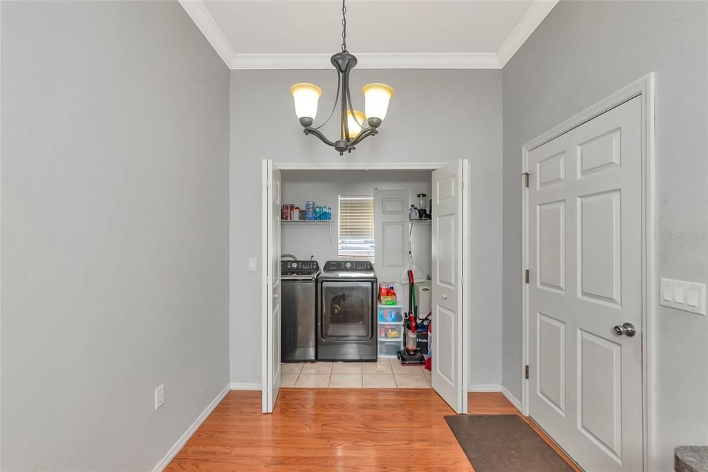 En Venta: $479,900 (3 camas, 2 baños, 1930 Pies cuadrados)