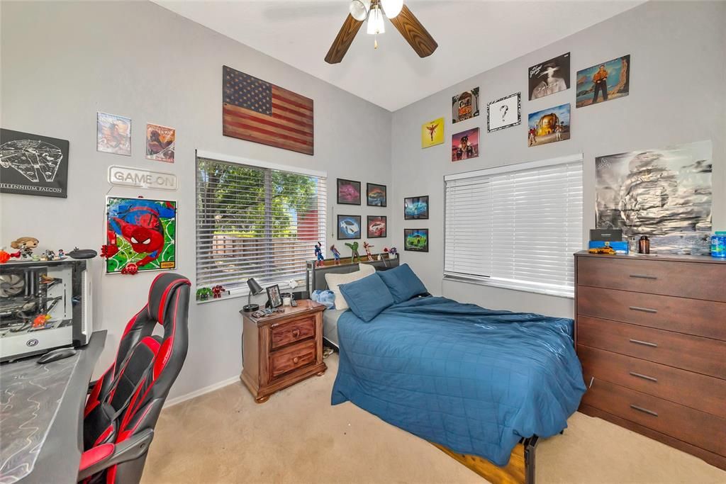 En Venta: $479,900 (3 camas, 2 baños, 1930 Pies cuadrados)
