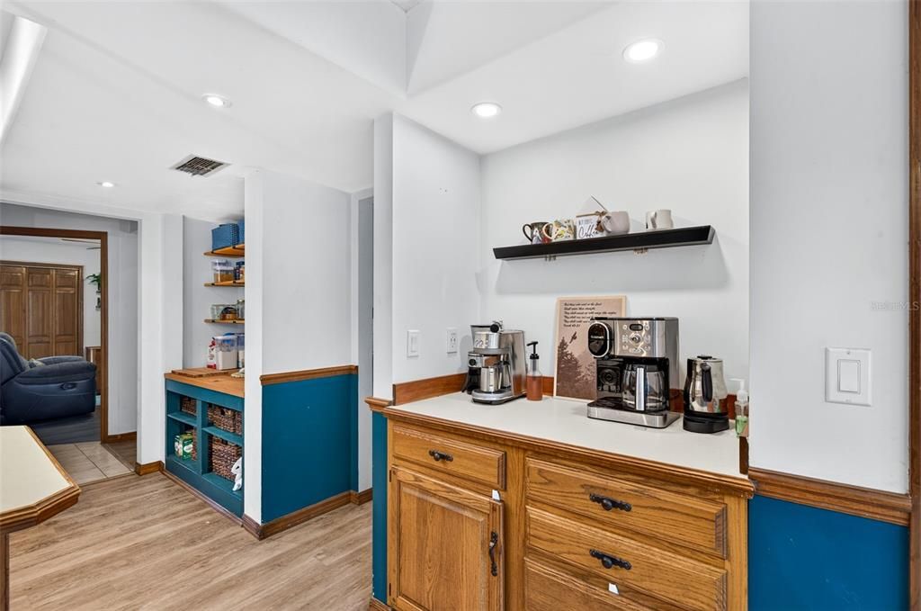 For Sale: $314,900 (3 beds, 2 baths, 1597 Square Feet)