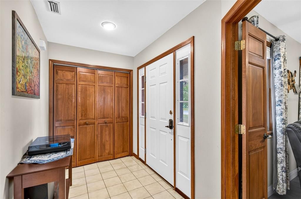 For Sale: $314,900 (3 beds, 2 baths, 1597 Square Feet)