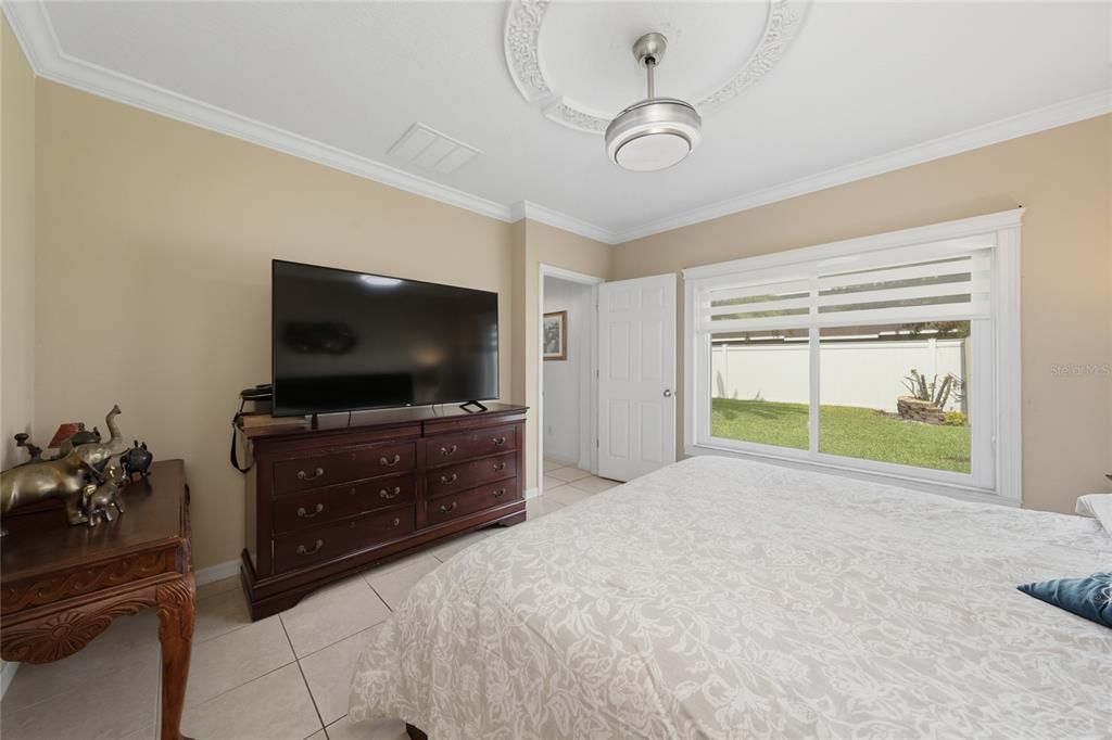 На продажу: $364,990 (3 спален, 2 ванн, 1493 Квадратных фут)