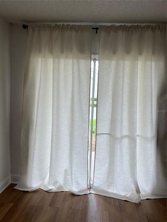 На продажу: $155,000 (3 спален, 2 ванн, 1158 Квадратных фут)
