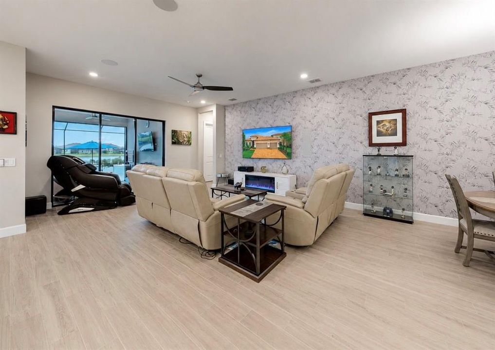 На продажу: $975,000 (3 спален, 3 ванн, 2332 Квадратных фут)