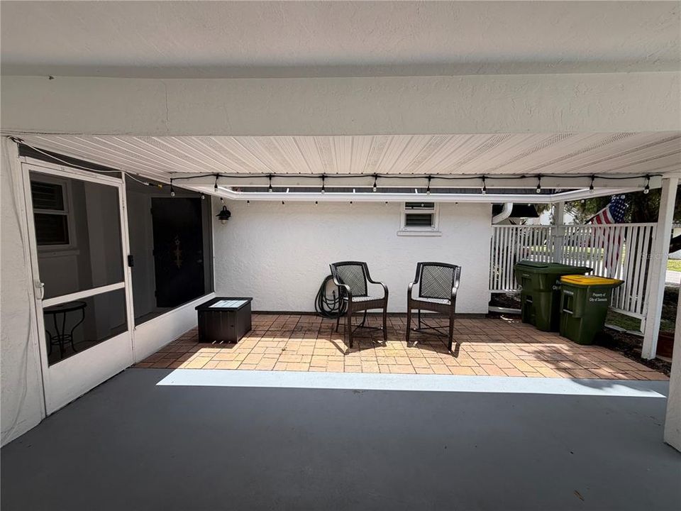 For Sale: $199,000 (2 beds, 2 baths, 1372 Square Feet)