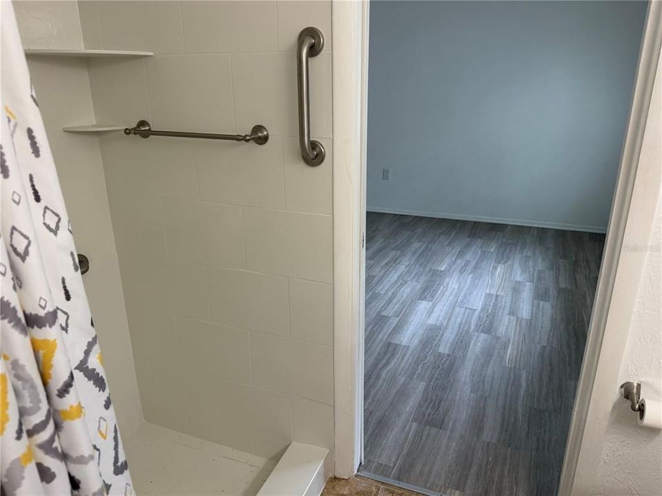 For Sale: $199,000 (2 beds, 2 baths, 1372 Square Feet)