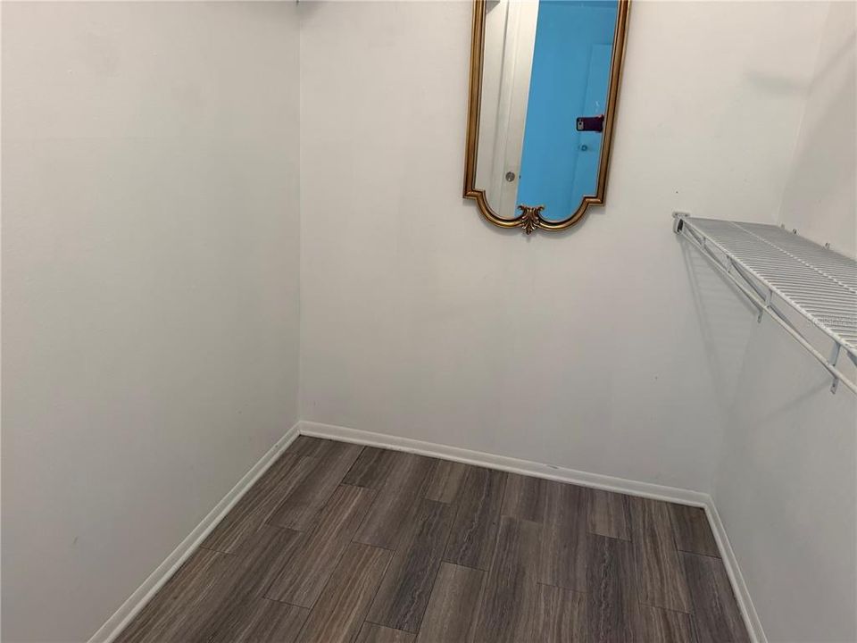 For Sale: $199,000 (2 beds, 2 baths, 1372 Square Feet)