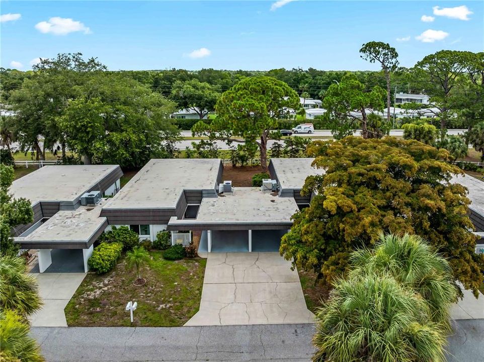 For Sale: $199,000 (2 beds, 2 baths, 1372 Square Feet)