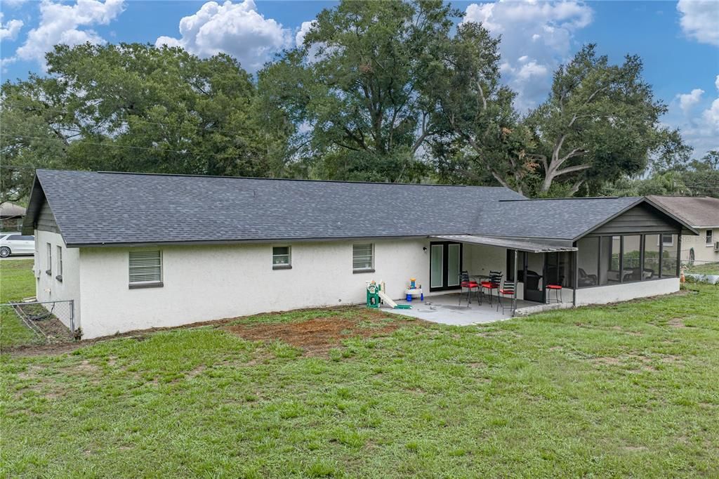 For Sale: $375,000 (3 beds, 2 baths, 1730 Square Feet)