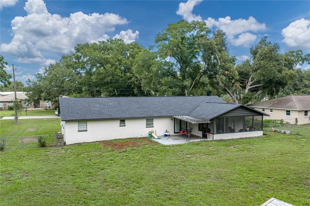 For Sale: $375,000 (3 beds, 2 baths, 1730 Square Feet)
