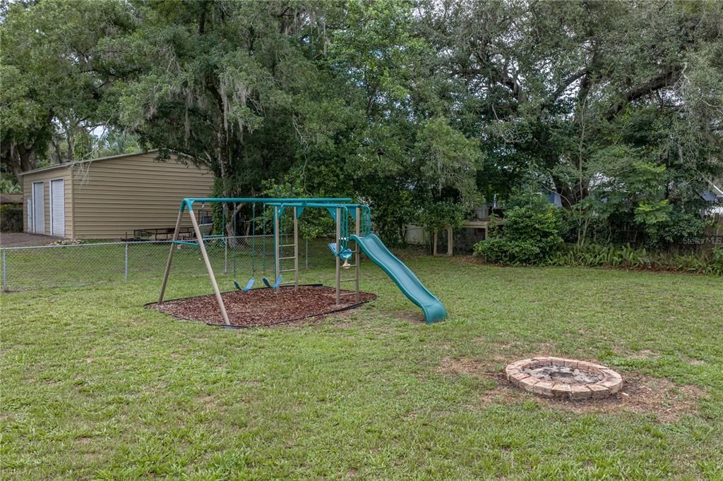 For Sale: $375,000 (3 beds, 2 baths, 1730 Square Feet)
