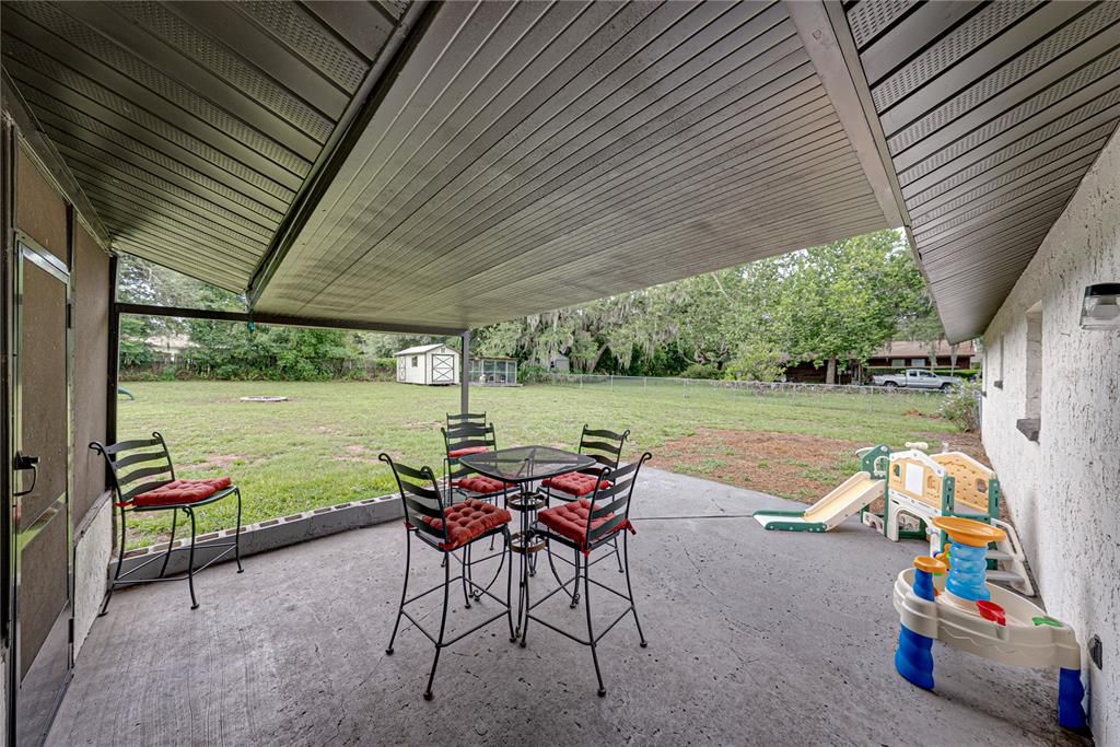 For Sale: $375,000 (3 beds, 2 baths, 1730 Square Feet)