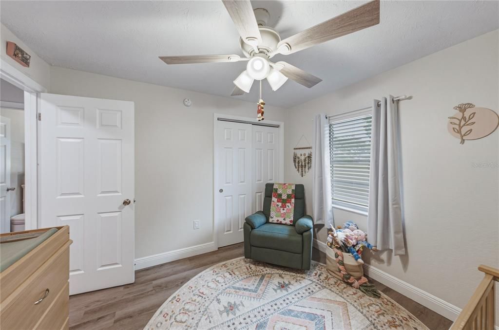 For Sale: $375,000 (3 beds, 2 baths, 1730 Square Feet)